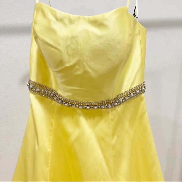 NWT Mac Duggal Yellow Strapless Belted Rhinestone Formal Gown - Picture 3 of 12